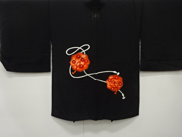 未使用品　鏡裏に花模様　刺繍　一つ紋　絵羽織